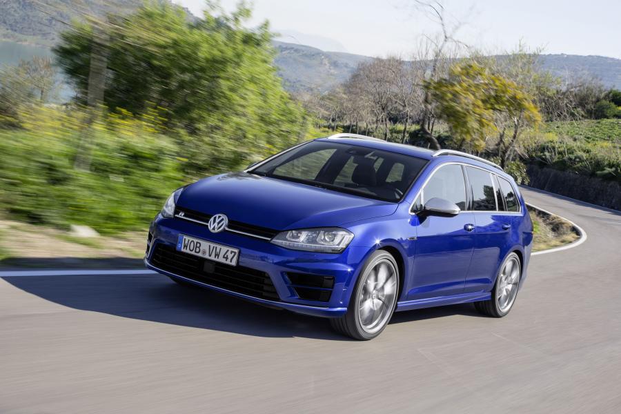  Volkswagen Golf R Variant 2015 года  (фото 21 из 25)